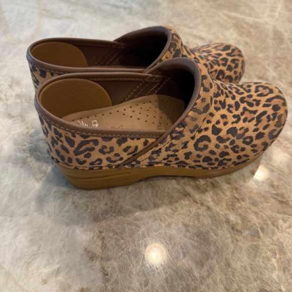 Dansko clogs - Picture 3 of 3